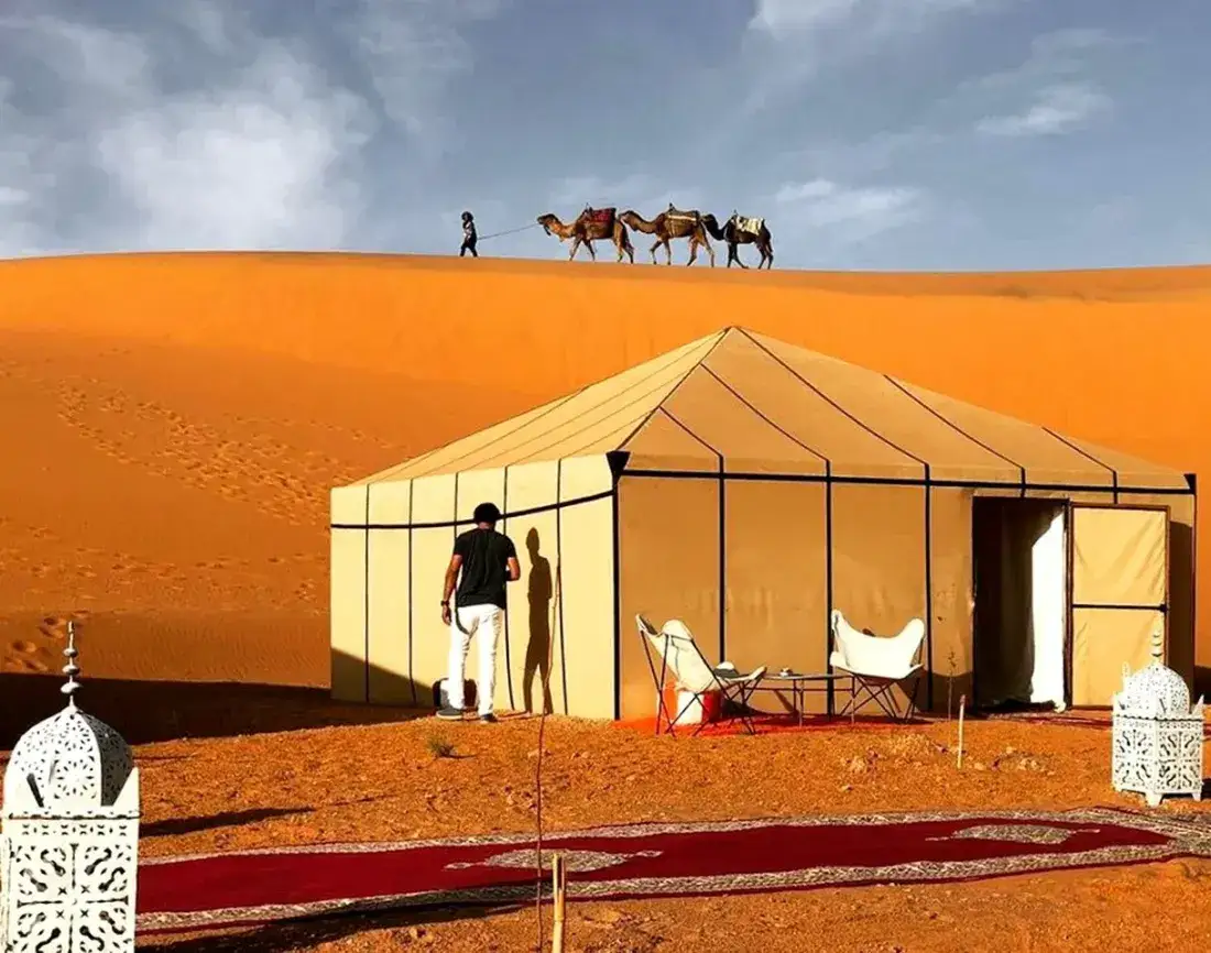 Tenda de um acampamento berbere no Saara – Viagem de 10 Dias a Marrocos a Partir de Casablanca