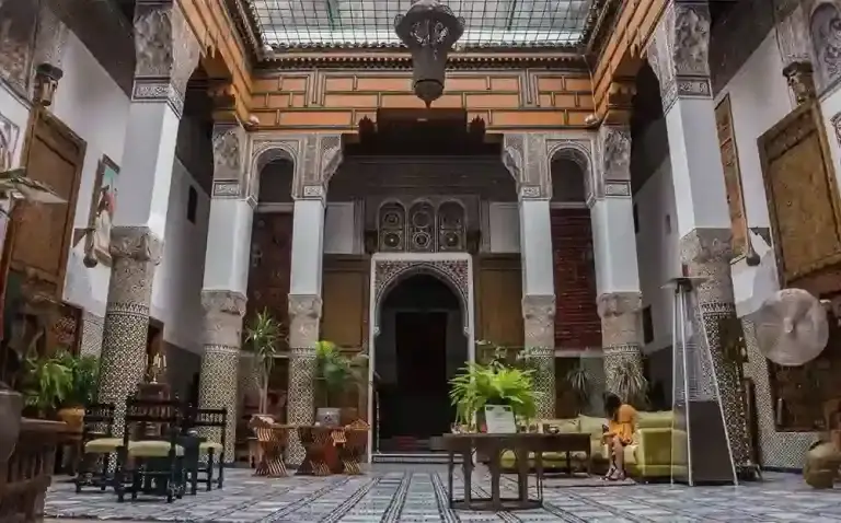 Medina de Fez visitada num dia guiado no norte de Marrocos