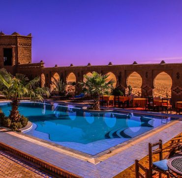 wonderful-pool-in-moroccan